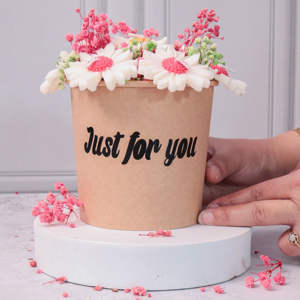 Pink Daisy Bouquet Candles